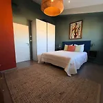 Villa Urban Oasis - Duplex Design, Piscine Privee