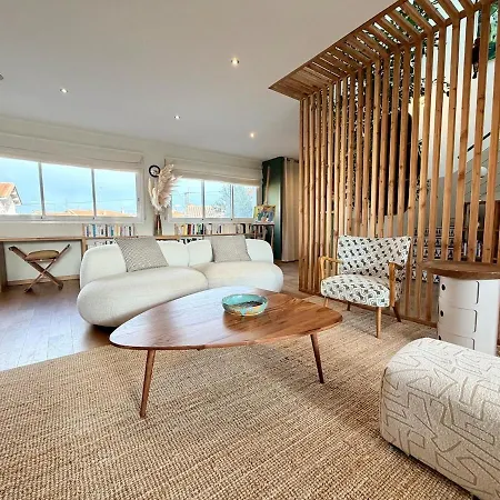 Villa Urban Oasis - Duplex Design, Piscine Privee *