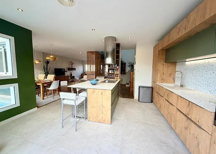 Urban Oasis - Duplex Design, Piscine Privee Perpignan