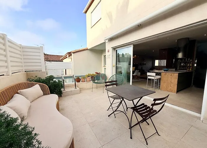 Urban Oasis - Duplex Design, Piscine Privee Villa